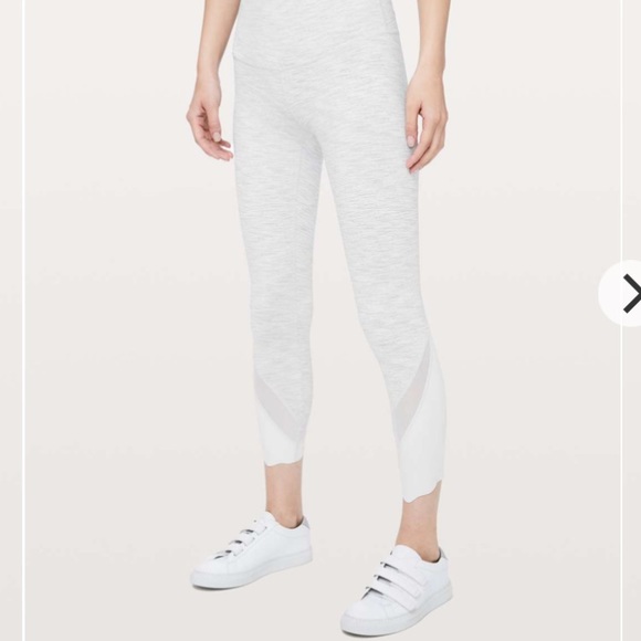 Lululemon Wunder Under Crop II *Roll Down Scallop Luxtreme 24" Nimbus 10 - Picture 2 of 9